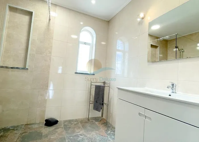 Ricardo By Sunny Deluxe *